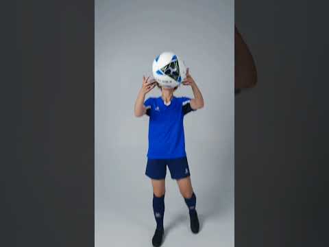 Миниатюра изображения товара Футбольная форма Kelme Short-Sleeved Football Suit / 8251ZB1002-481 (S, синий/темно-синий)