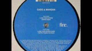I LOVE YOUR SHOES - CASS & MANGAN