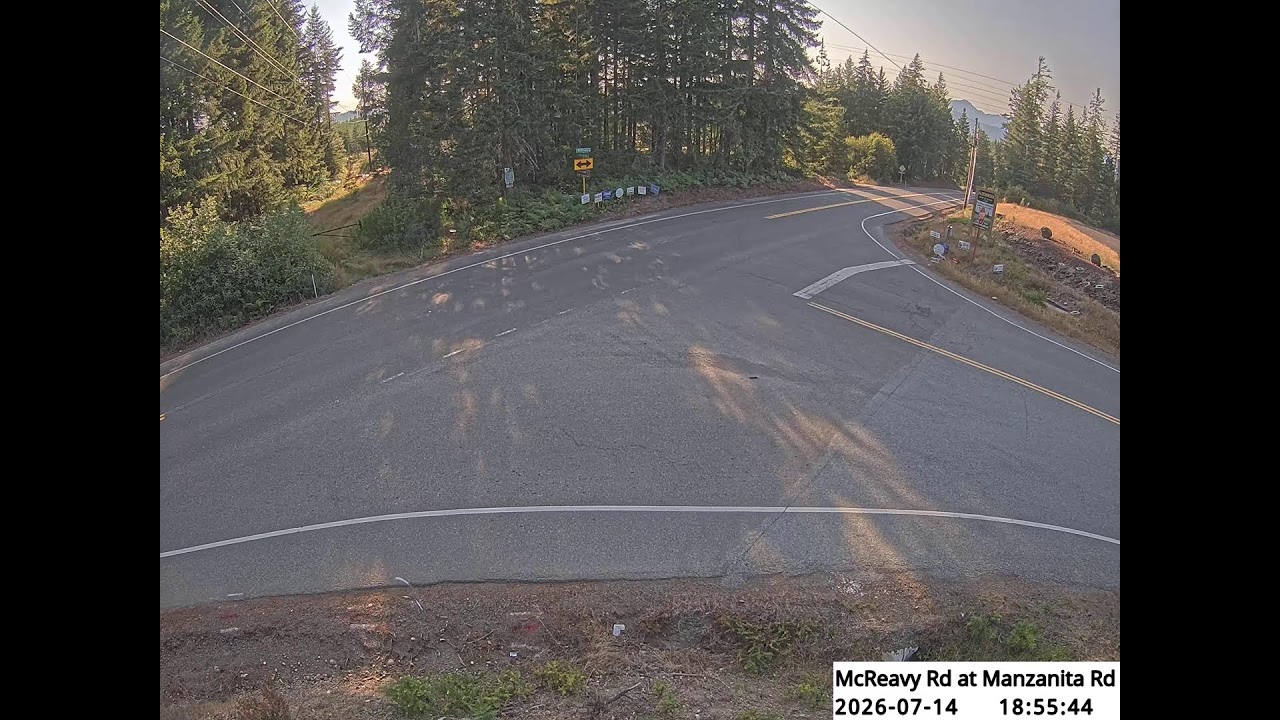 Live webcam view of McReavy Road at Manzanita Drive