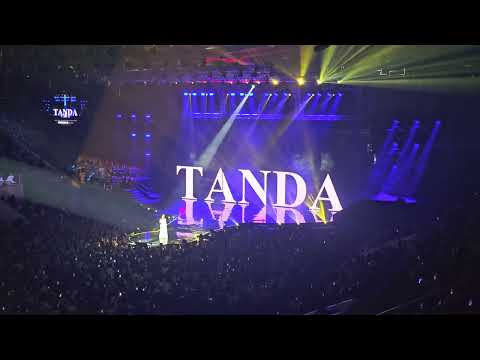 So good!😱 Yura Yunita's new song Tanda at the Bingah Istora Senayam concert #viralvideo