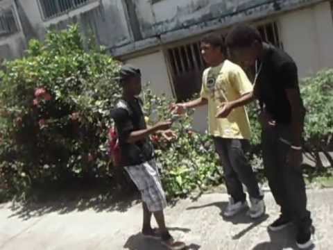 Moving Like Petit - Pariis ..AVI