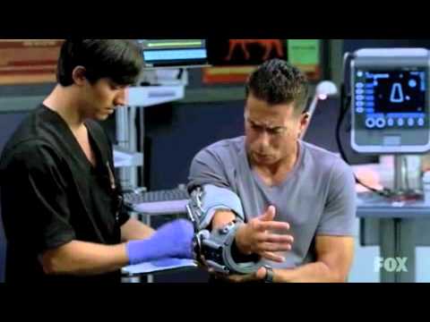 Fringe 3x05 - Dinner's on me