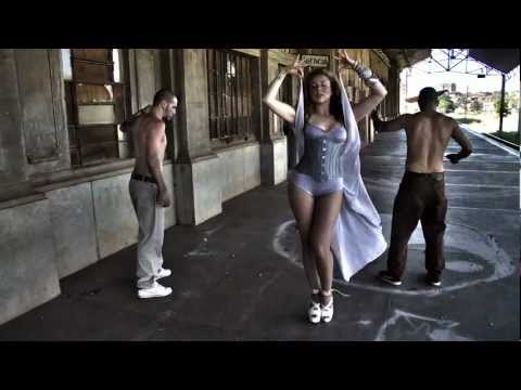 ERIKKA RODRIGUES em: Erikka Supernova - Bandida (Mister Jam version) - clipe OFICIAL HD