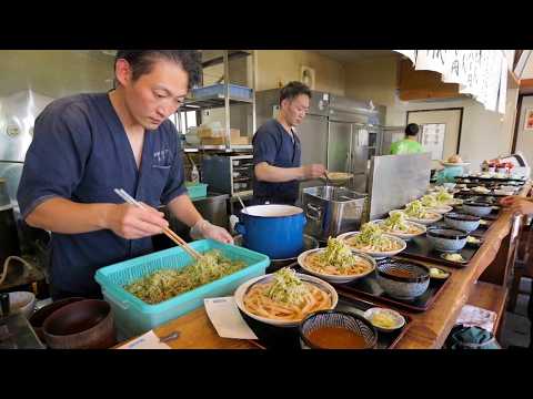 60 Seats Full in 1 Min! Why Fans Rush the 900g Udon Mountain