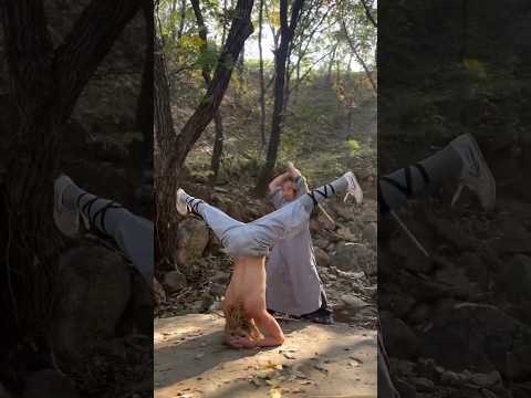 Shaolin Temple Training by Shaolin Master 🔥🧘‍♂️ #shaolin #shorts #martialarts