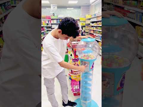 لما ميكونش معاك غير ١ جنيه القيصر