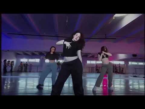 It is the begining of my dance journey…#dance #dancevideo #rihanna #beyourself #selfimprovement 