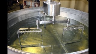Изготовитель сыра с планетарным режуще-вымешивающим механизмом ИС-1000 Видео:1920х1080