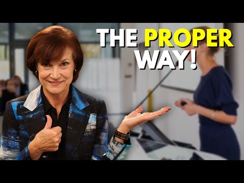 How To Introduce Yourself As A Panelist