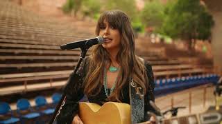 You Look Like You Love Me jetzt MP3 holen + Video ansehen