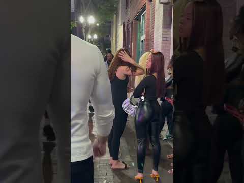 Walking Down the Street: People's-reactions