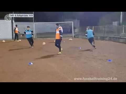 Fussballtraining in Kleingruppen - Doppelpass Endlosform