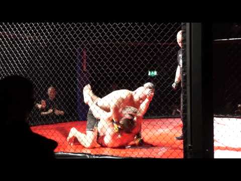SPRAWL Fighting Championships Maciej Teresiak vs Liam 'Og' Griffin ( Maciej round 1 TKO 1,03min )