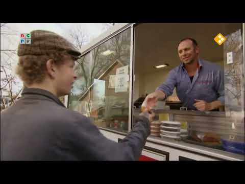 Boer Frans krijgt een visboer aan huis - Man Bijt Hond