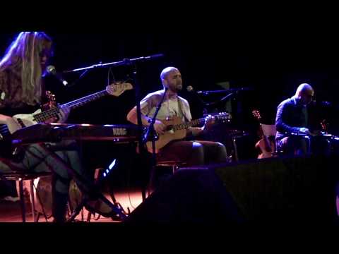 Isbells - Maybe @ Kreun