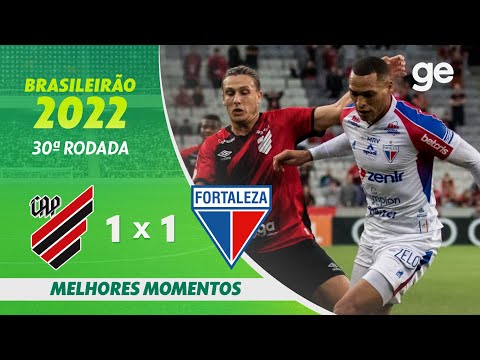 Gols e lances de Athletico Paranaense x Fortaleza