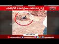Leopard Attack Viral Video చిరుత తో పోరాటం Mahaa News
