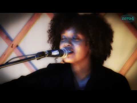 Mirel Wagner, live au Festival Voix de Femmes