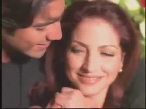ALEJANDRO FERNANDEZ & GLORIA ESTEFAN - EN EL JARDIN.