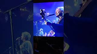 YES Roundabout  Chris, Anderson, Alan White, Steve Howe and the Symphonic having fun at the Stage!!