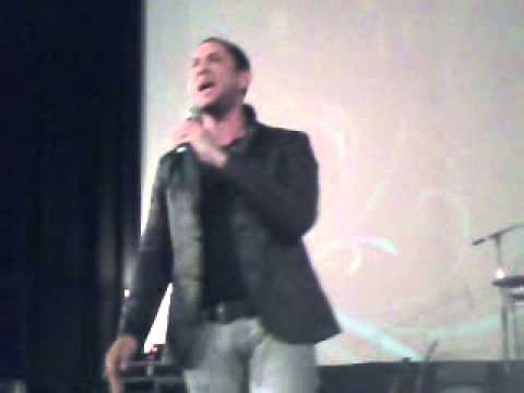 Marcos Yaroide-No es tu batalla