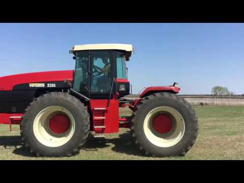 BigIron.com 2008 Buhler Versatile 2335 4WD Tractor