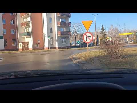 Poręba; skrzyżowanie w Centrum