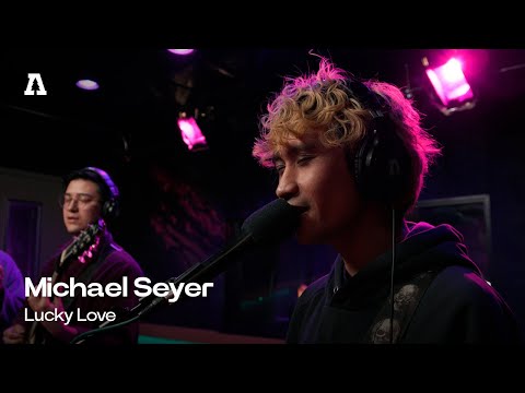 Michael Seyer - Lucky Love | Audiotree Live