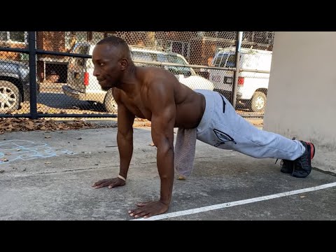 La sfida di 100 flessioni al giorno in 5 minuti - Bruce Gunz | Sono buoni soldi