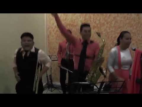 Hoy Me Encuentro en Corros - Alabanza Casa de Misericordia