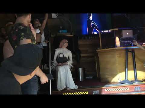 Black Widow performing Show Me How You Burlesque at The Ritz NYC #turntwednesday