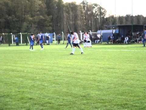 GOL DE PENAL DE ERIK LAMELA vs. Velez. 08/09/10