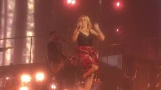 Kylie Minogue - Lost Without You (live in Nottingham 20/9/18)