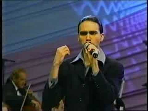 FRANCISCO CALVILLO CANTANDO EN OTI 97- OTI97 (GUATEMALA)
