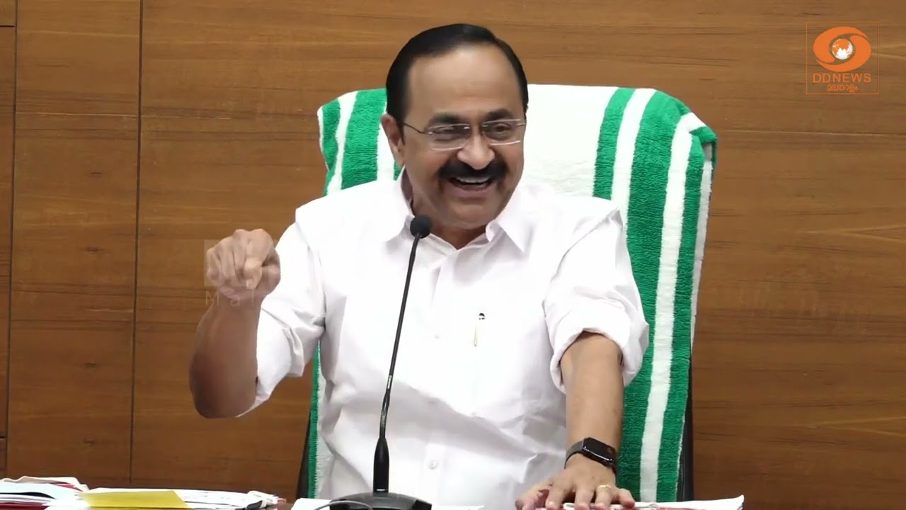 219 കോടി രൂപ അദാനി പോർട്ട് നഷ്ടപരിഹാരം നൽകാനുണ്ട്.. LDF സ?
