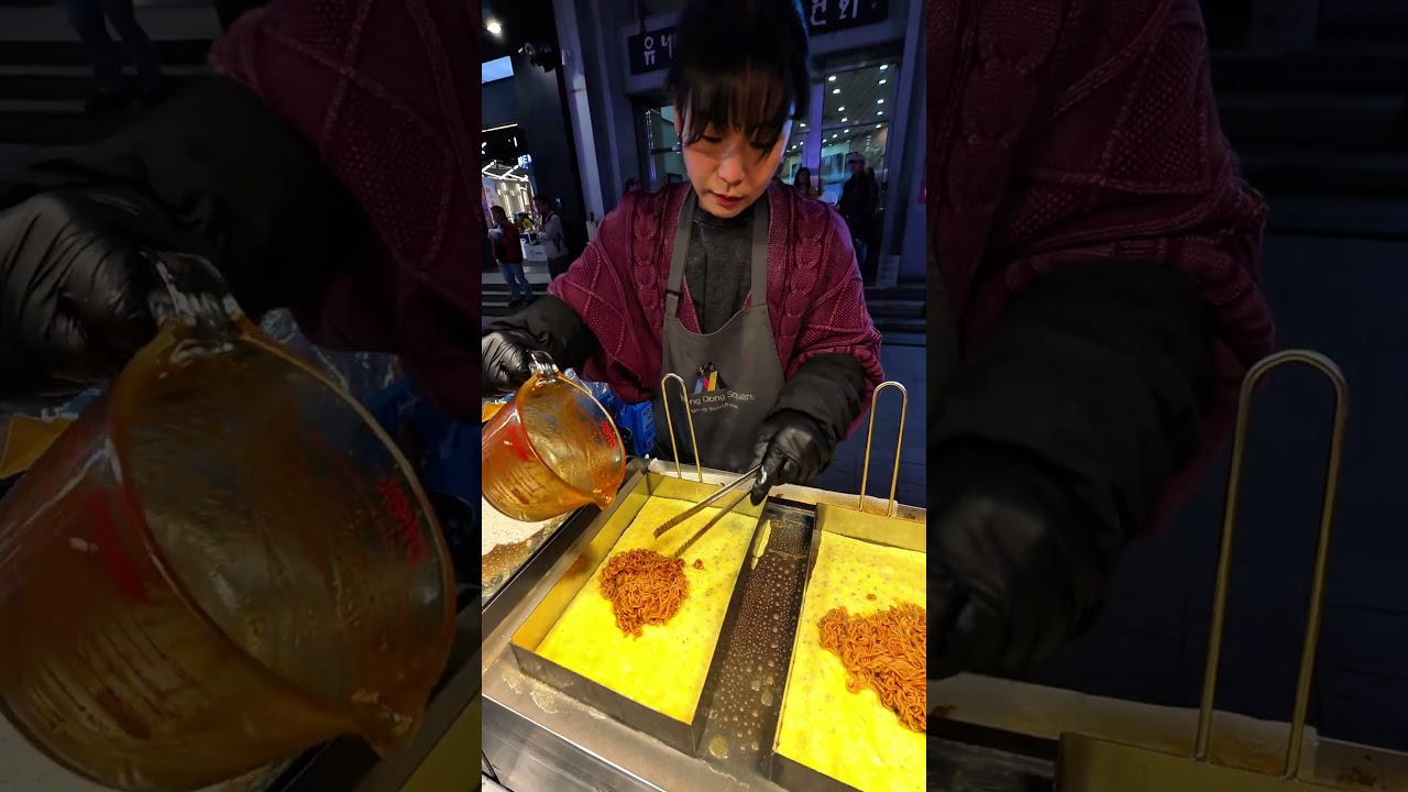 Buldak Cheese Omelette in Korean Street Food #southkorea #streetfood #foodie