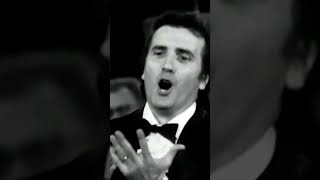 FRANCO CORELLI interprets RECONDITA ARMONIA by Tosca - Giacomo Puccini Part 2/3