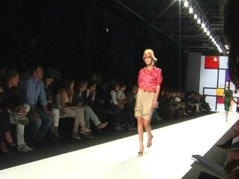 Milan Fashion Week: Sonia Fortuna (S/S 09)