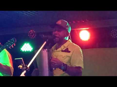 Esa Mujer - Alejandro Torres y Las Estrellas del Ritmo