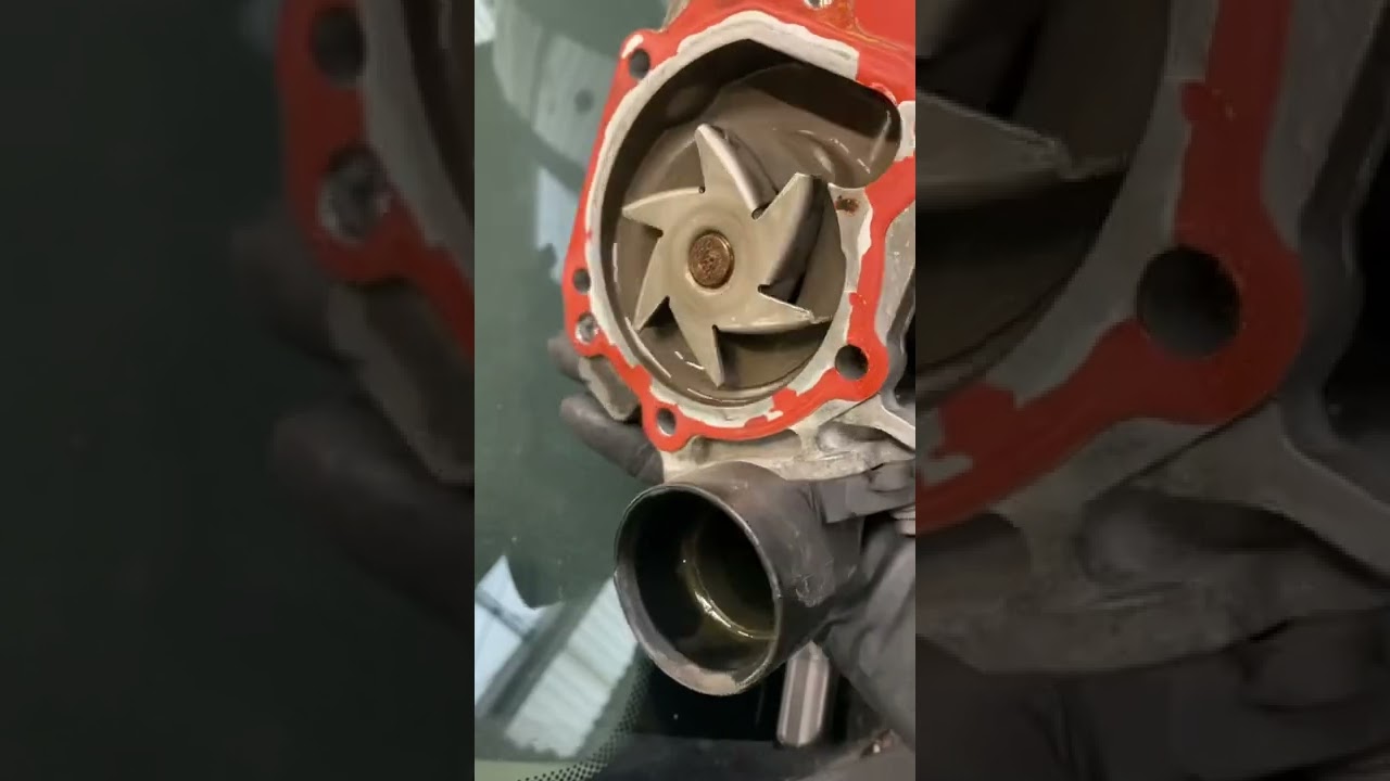Fuite liquide de refroidissement sur Axe Pompe à Eau