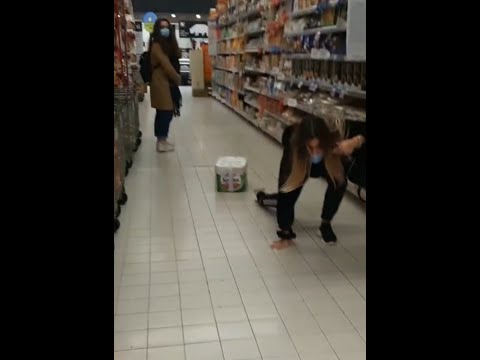 Lisa e Ludo- CADUTE AL SUPERMERCATO
