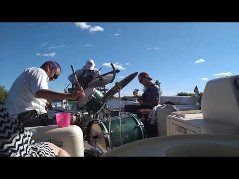 The dirty nerds take the lake