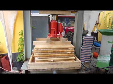 Ingärs selbstgebaute Apfelpresse