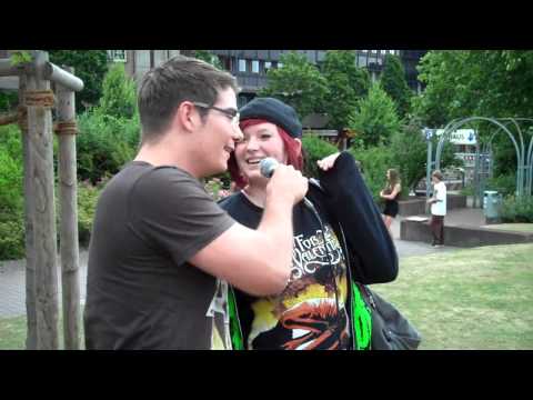 Crashing an Emo-Party / MaximNoise als Emo-Rapper No.1 ???