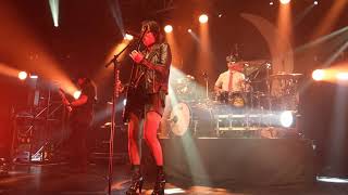 Halestorm - Skulls  @ live at O2 Academy, Bristol