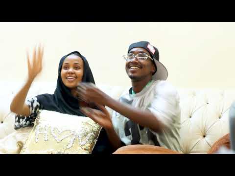 REER AKHIRO ZAMAAN - EP 02 - Never get between a couple 😂😂 - by Mouss BIleh