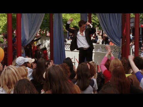 Pop! Goes My Heart, mini version in the park, Hugh Grant in Music and Lyrics (2007)