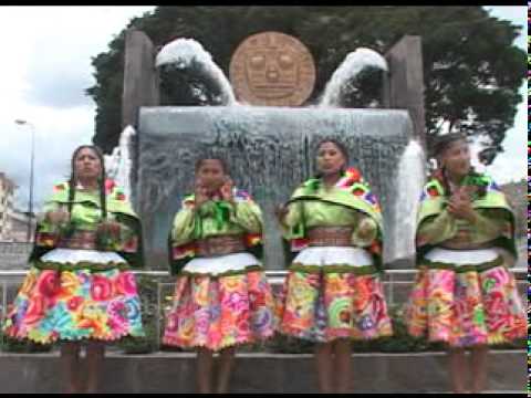 Chicas Rosas y Claveles - Maldigo el momento