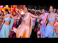 Jinhein Milna Hai Kuchh Bhi Ho Aji Mil Jaate Hain Romantic Song Mohabbatein Shah Rukh Khan