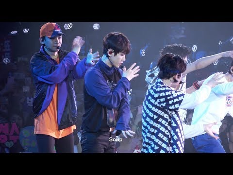 180811 The EℓyXion [dot] in Macau - Coming Over 백현 BAEKHYUN